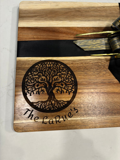 Bamboo 2-Tone Cutting Board w/Handle