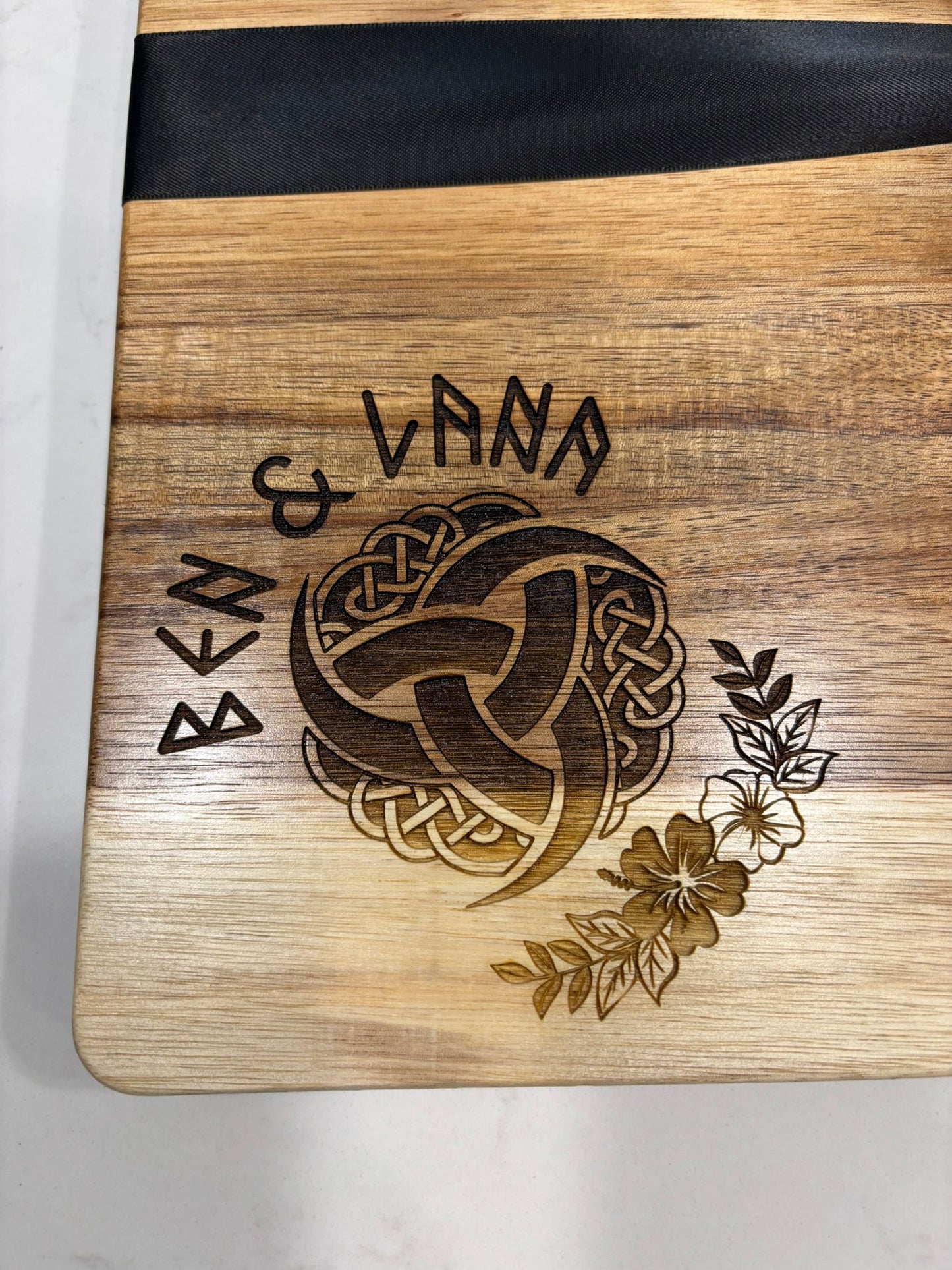 Cutting Board w/ Butcher Block Inlay